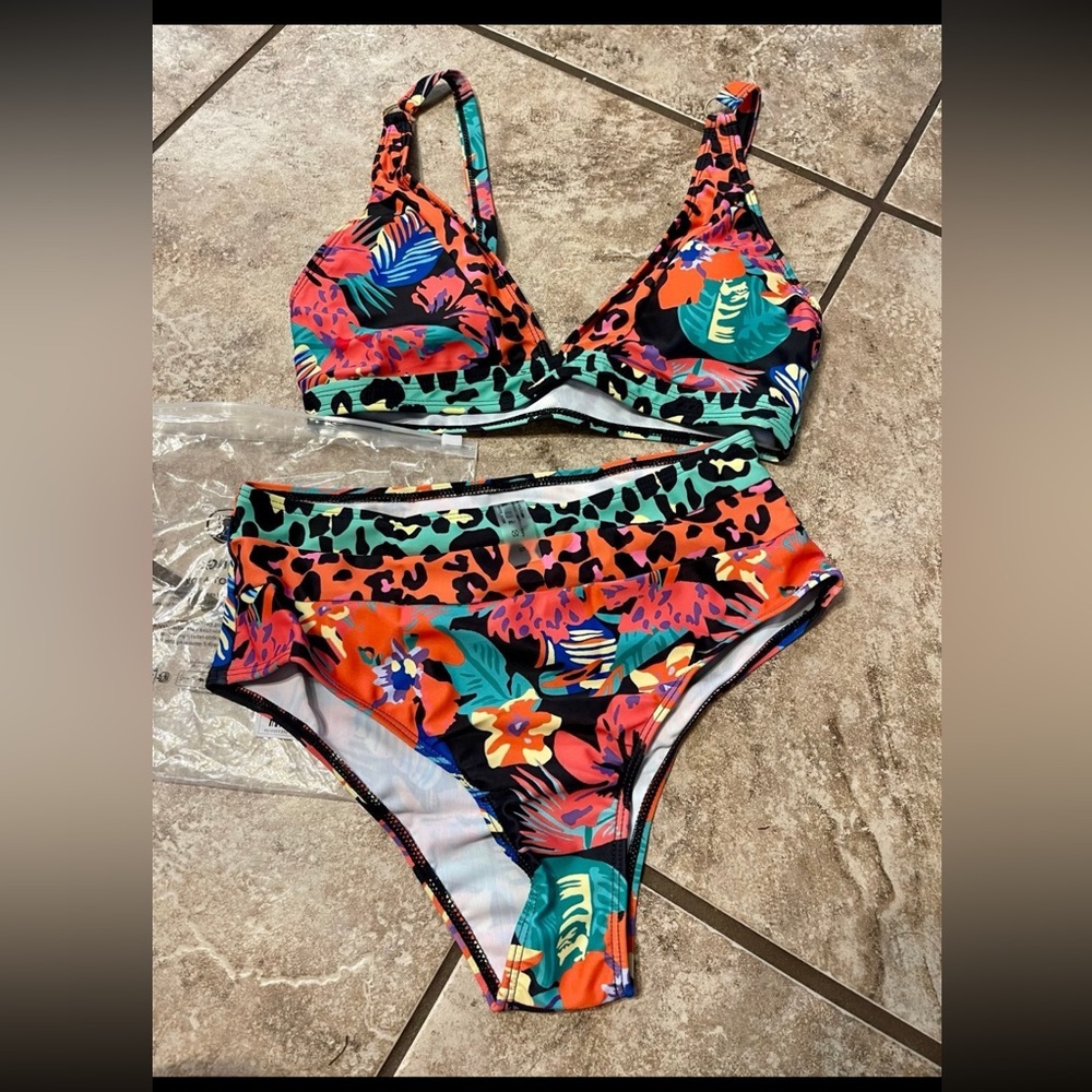 Tropical Print Bikini Set